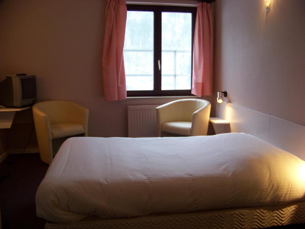 Auberge Le Vieux Moulin Bouillon Pokoj fotografie